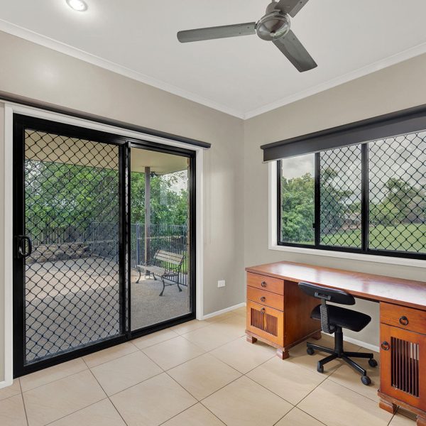 13 Pratts Road, Bakers Creek, QLD 4740 AUS