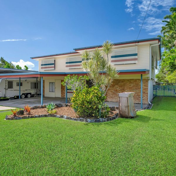 24 Harris Street, Beaconsfield, QLD 4740 AUS