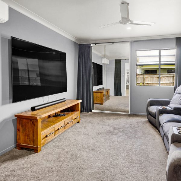 4 Heliconia Street, Bakers Creek, QLD 4740 AUS