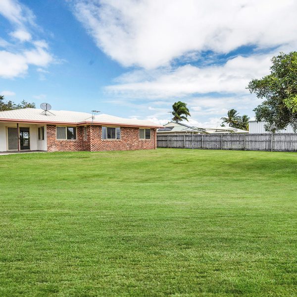 41 Caledonian Drive, Beaconsfield, QLD 4740 AUS