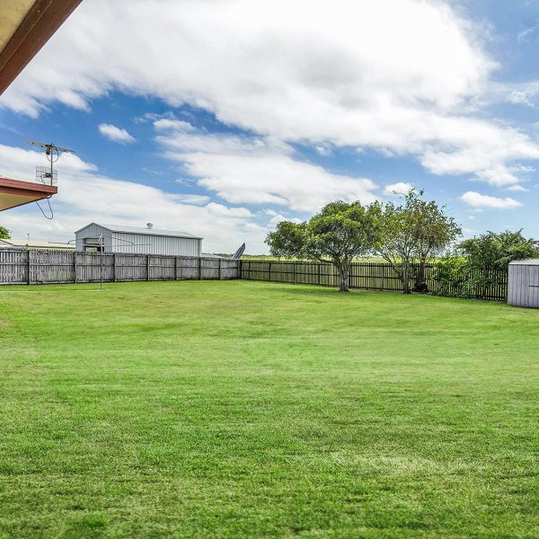 41 Caledonian Drive, Beaconsfield, QLD 4740 AUS