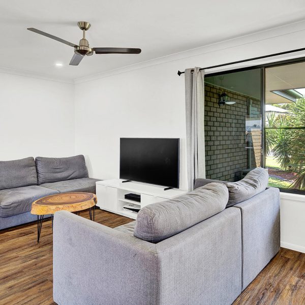 24 McHugh Street, Rural View, QLD 4740 AUS