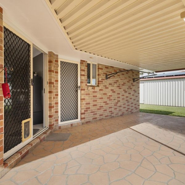 55 Pioneer Street, Glenella, QLD 4740 AUS