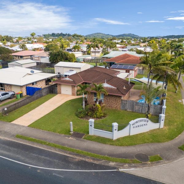 55 Pioneer Street, Glenella, QLD 4740 AUS