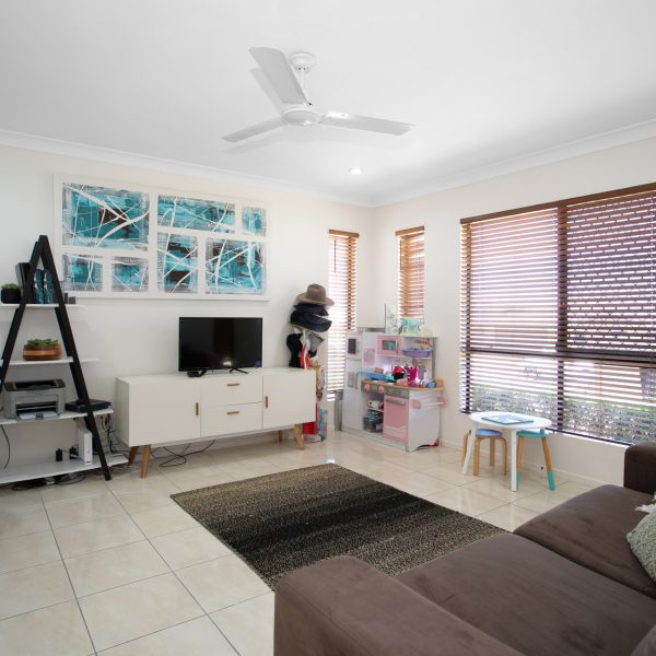 12 Rudd Street, Rural View, QLD 4740 AUS