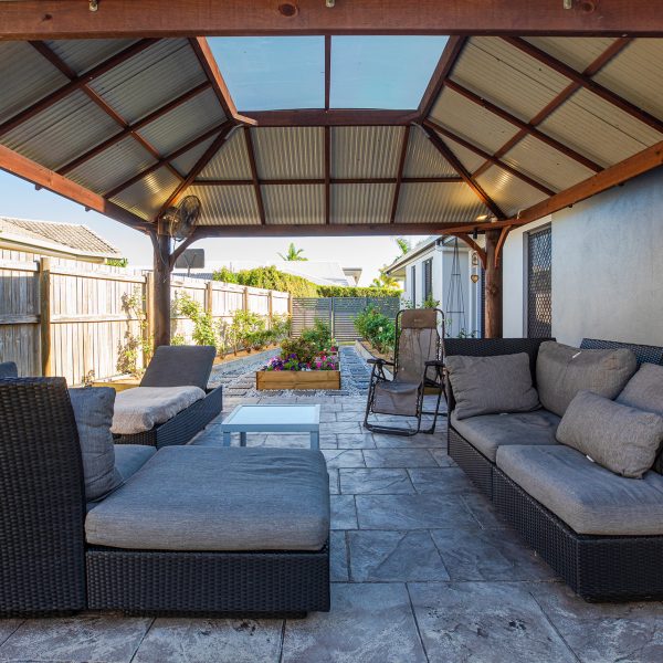 18 Bonsai Court, Glenella, QLD 4740 AUS