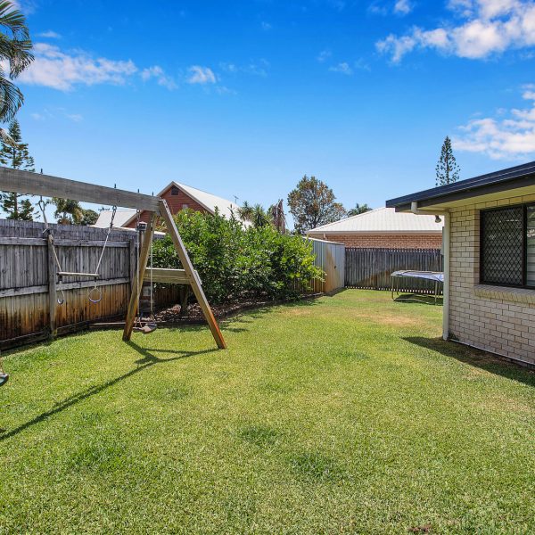1 Lee Court, Bucasia, QLD 4750 AUS