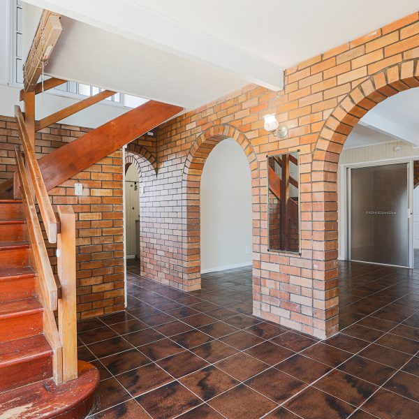 2 Keim Street, Rural View, QLD 4740 AUS