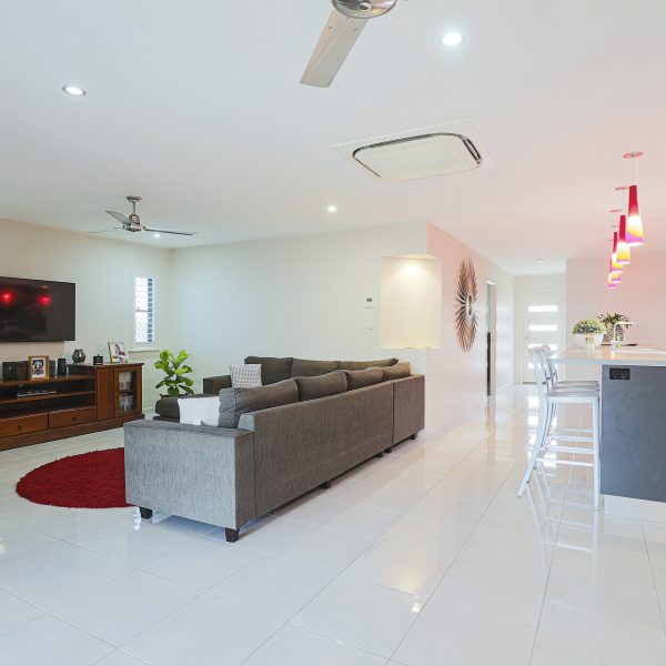 4 McIlwraith Way, Rural View, QLD 4740 AUS