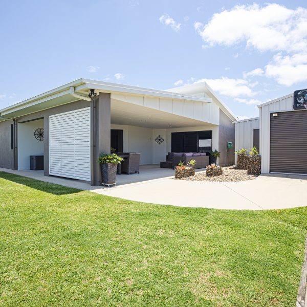 4 McIlwraith Way, Rural View, QLD 4740 AUS