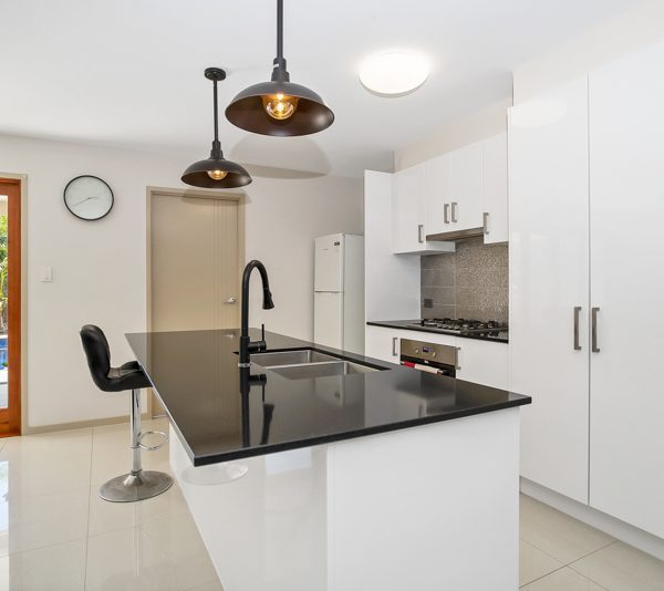93 Village Circuit, Eimeo, QLD 4740 AUS