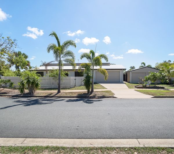 93 Village Circuit, Eimeo, QLD 4740 AUS