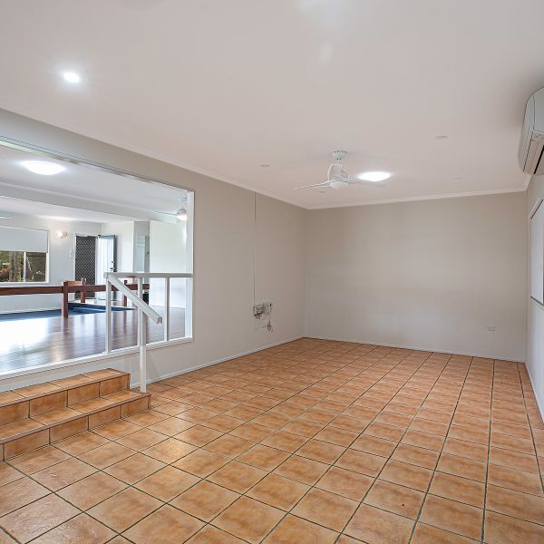 1 Thorning Street, West Mackay, QLD 4740 AUS
