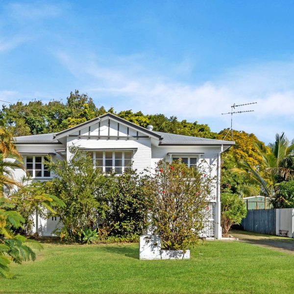 11 Orion Avenue, North Mackay, QLD 4740 AUS