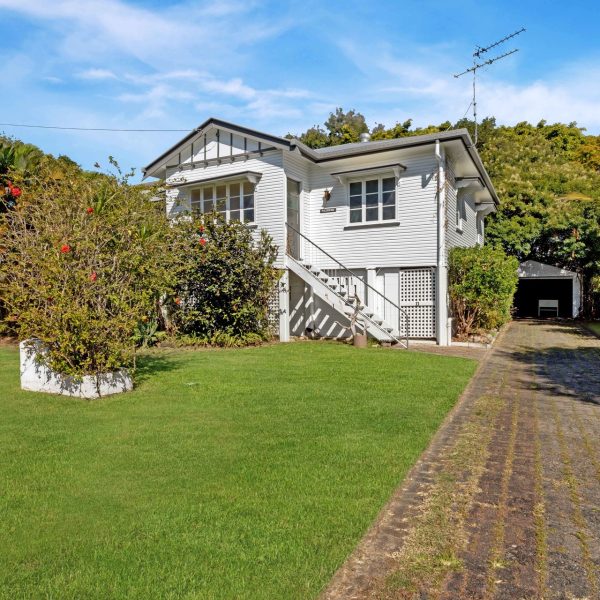 11 Orion Avenue, North Mackay, QLD 4740 AUS