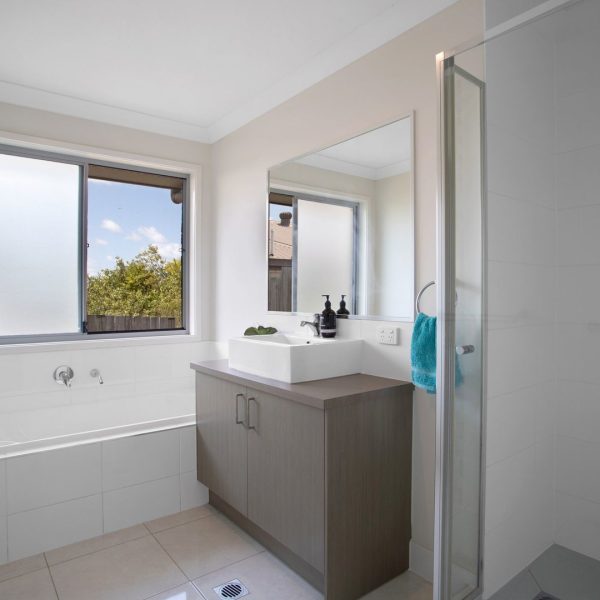33 Village Circuit, Eimeo, QLD 4740 AUS