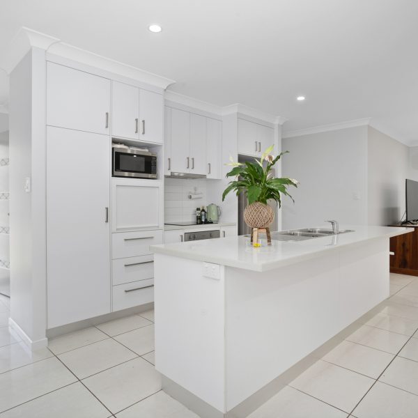 3 Gillan Street, West Mackay, QLD 4740 AUS
