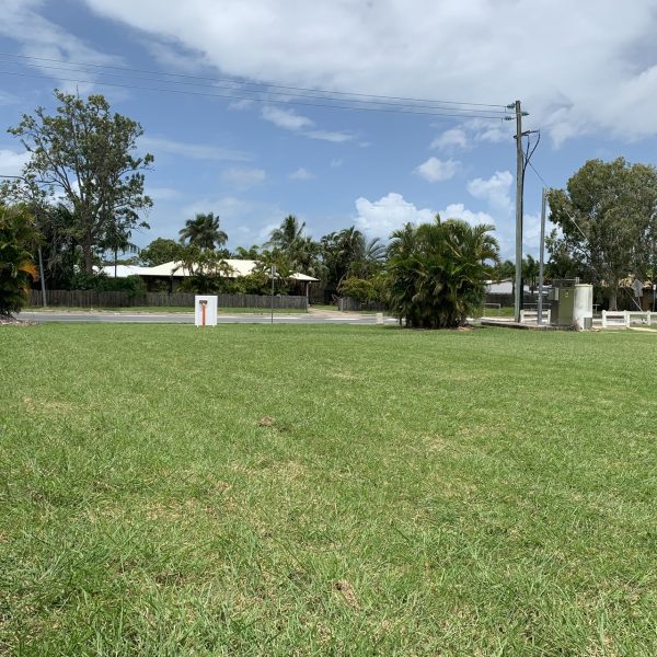 45 Pioneer Street, Glenella, QLD 4740 AUS