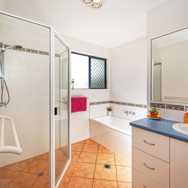 56 Kidston Avenue, Rural View, QLD 4740 AUS