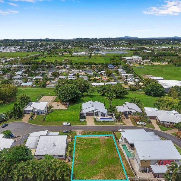 11 Nunkeri Drive, North Mackay, QLD 4740 AUS