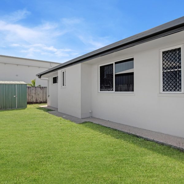10/21 Sunita Drive, Andergrove, QLD 4740 AUS