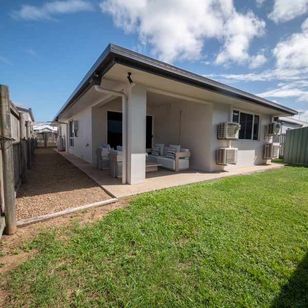 10/21 Sunita Drive, Andergrove, QLD 4740 AUS