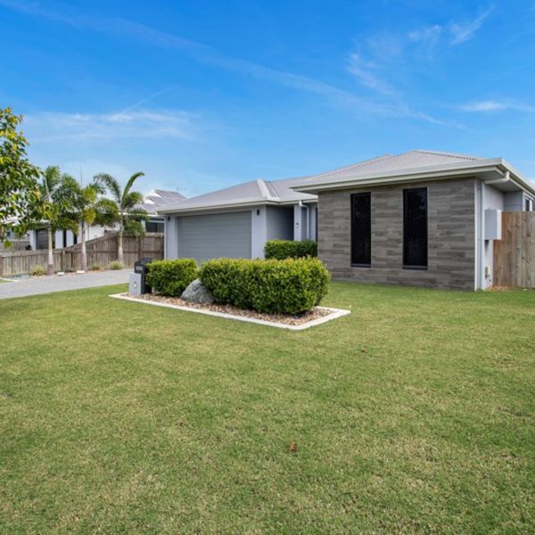 22 Beachwood Circuit, Bakers Creek, QLD 4740 AUS
