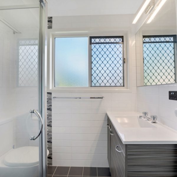 5 Dumfries Court, Beaconsfield, QLD 4740 AUS