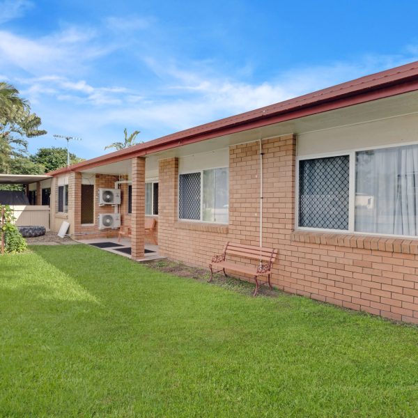 2 Holmes Drive, Beaconsfield, QLD 4740 AUS