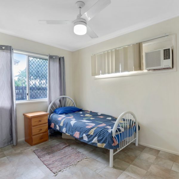 2 Holmes Drive, Beaconsfield, QLD 4740 AUS
