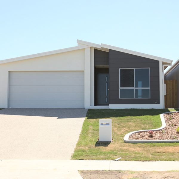 65A Caroval Drive, Rural View, QLD 4740 AUS
