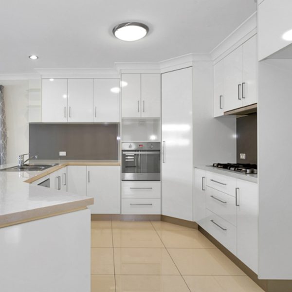 6 Salisbury Place, Ooralea, QLD 4740 AUS