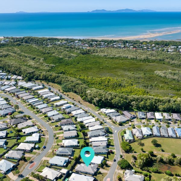 44 Newport Parade, Blacks Beach, QLD 4740 AUS