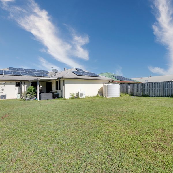 88 Whitehaven Drive, Blacks Beach, QLD 4740 AUS