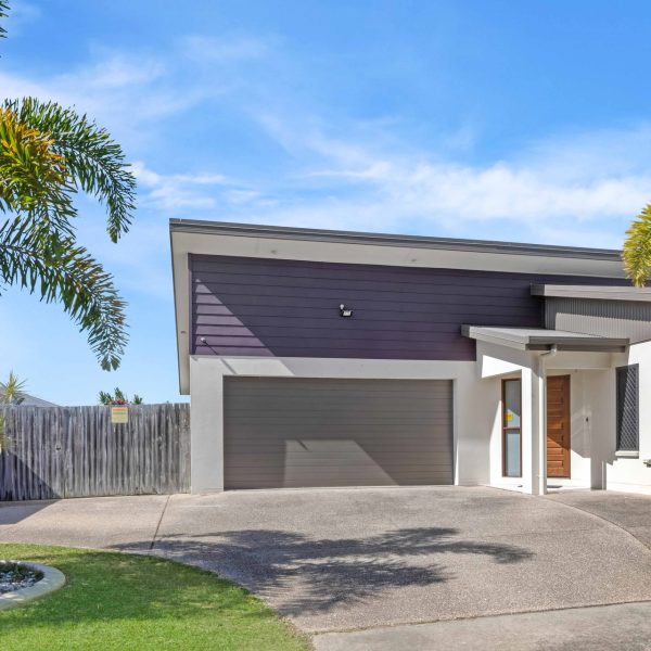 13 Chantilly Court, Glenella, QLD 4740 AUS