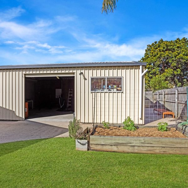 7 Theodore Crescent, Rural View, QLD 4740 AUS