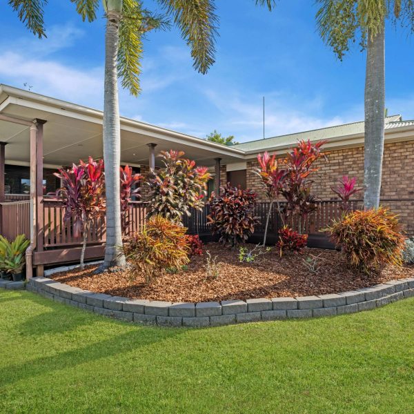 7 Theodore Crescent, Rural View, QLD 4740 AUS