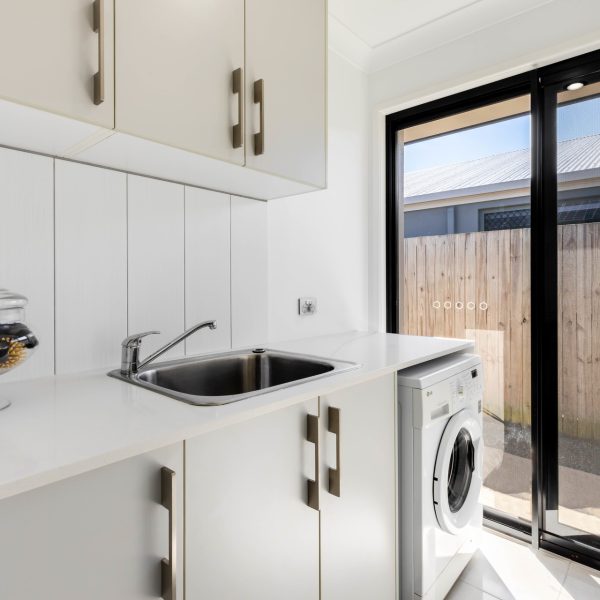 8 Regent Avenue, Richmond, QLD 4740 AUS