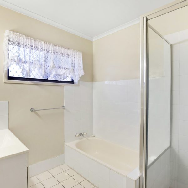 52 Phillip Street, Mount Pleasant, QLD 4740 AUS