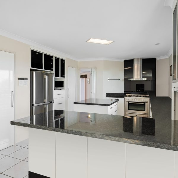 7 Rainbow Crescent, Blacks Beach, QLD 4740 AUS