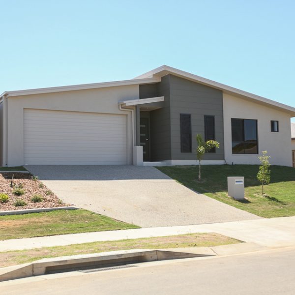 65B Caroval Drive, Rural View, QLD 4740 AUS