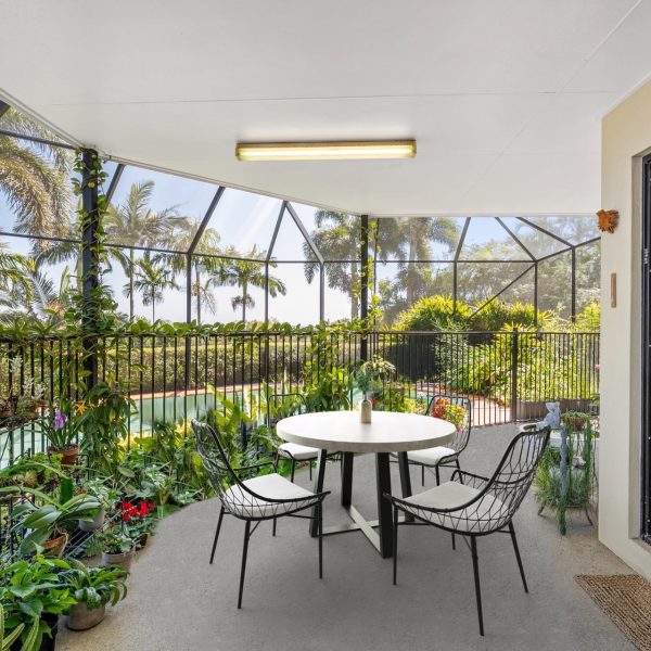 7 Rainbow Crescent, Blacks Beach, QLD 4740 AUS