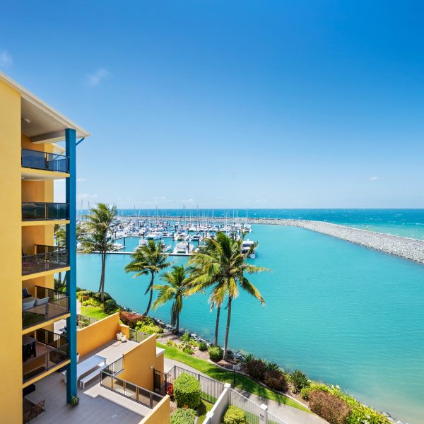 10/11 Megan Place, Mackay Harbour, QLD 4740 AUS