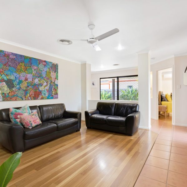 24 Vassallo Drive, Glenella, QLD 4740 AUS