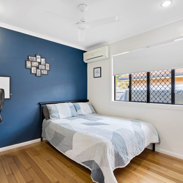 24 Vassallo Drive, Glenella, QLD 4740 AUS