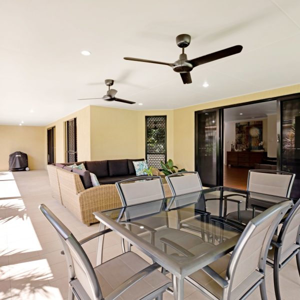 24 Vassallo Drive, Glenella, QLD 4740 AUS