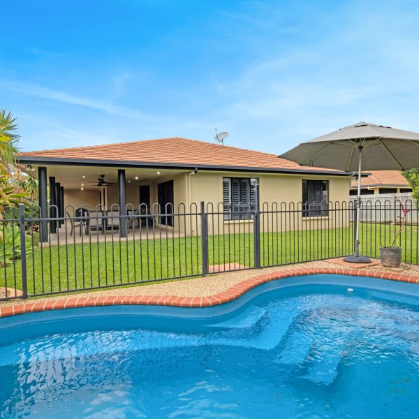 24 Vassallo Drive, Glenella, QLD 4740 AUS