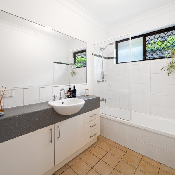 10/99 Lockrose Street, Mitchelton, QLD 4053 AUS