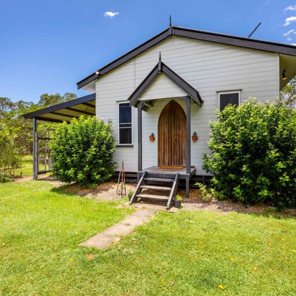 141 Hay Point Road, Alligator Creek, QLD 4740 AUS