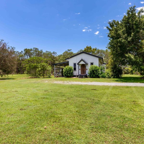 141 Hay Point Road, Alligator Creek, QLD 4740 AUS
